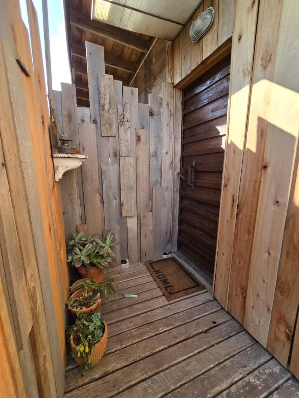 Suri Holiday home *